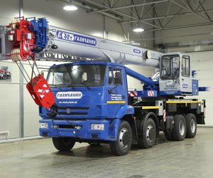 Автокран КС-55729-1В Галичанин 32 т 30,2 м